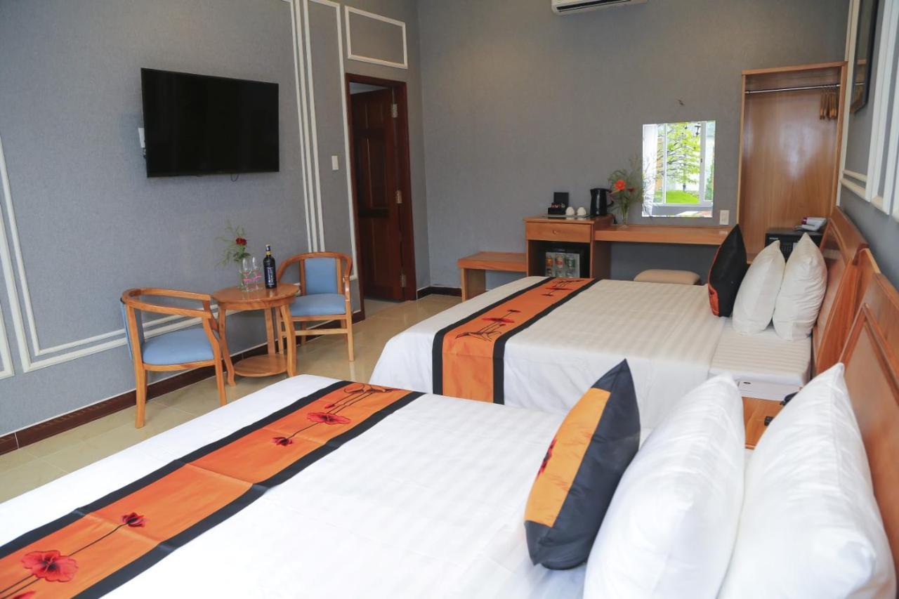 วาน กิม ลอง Hotel Ap Dong Qui ภายนอก รูปภาพ