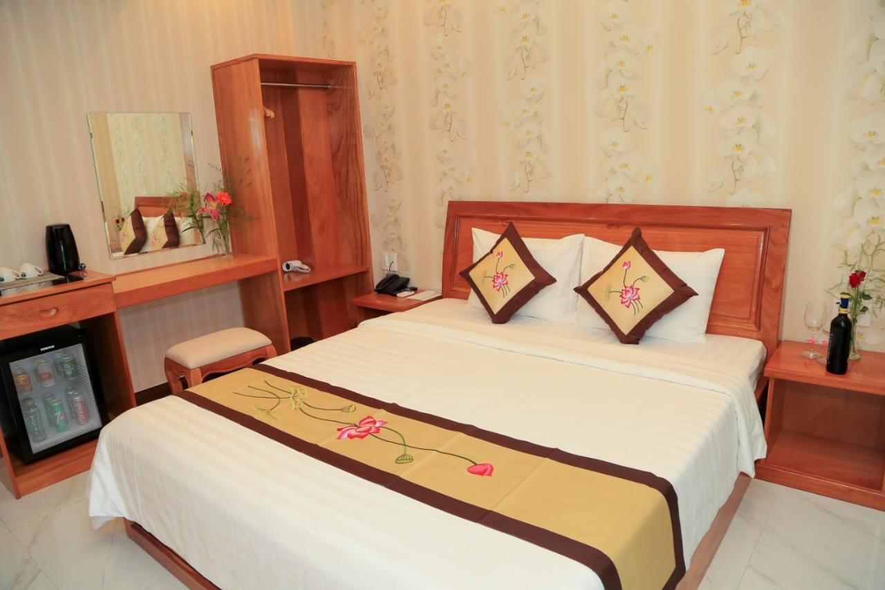 วาน กิม ลอง Hotel Ap Dong Qui ภายนอก รูปภาพ