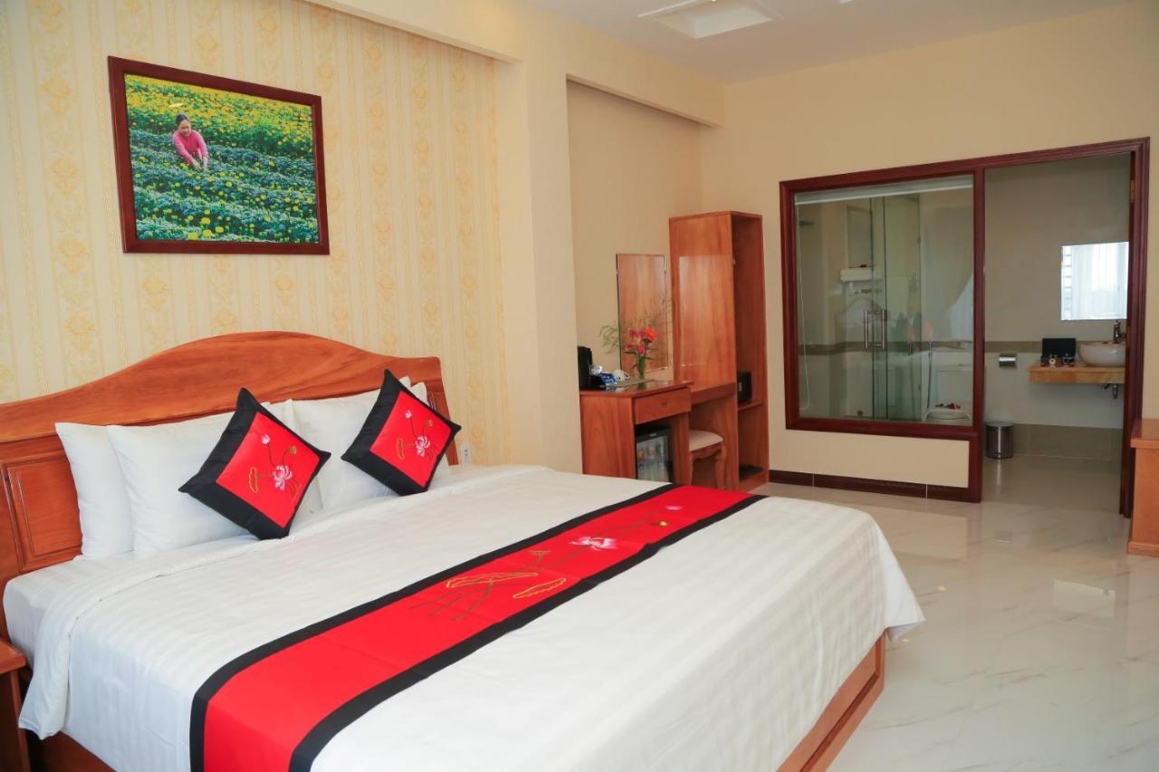 วาน กิม ลอง Hotel Ap Dong Qui ภายนอก รูปภาพ